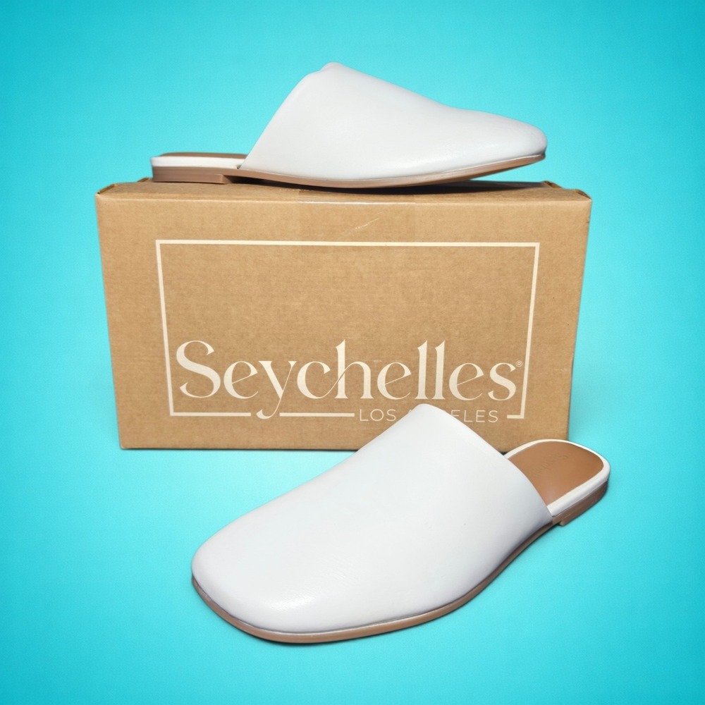 New Women's Seychelles Bahama Leather White Mules Sandals, size 9
